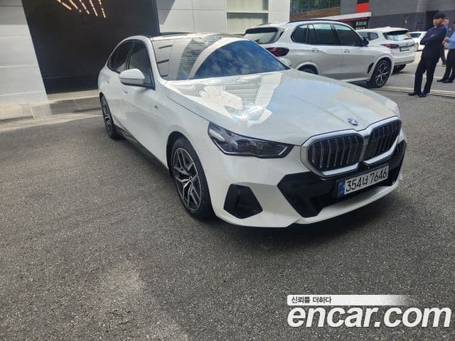 BMW 5시리즈 (G60) 523d M Sport, 2025 3