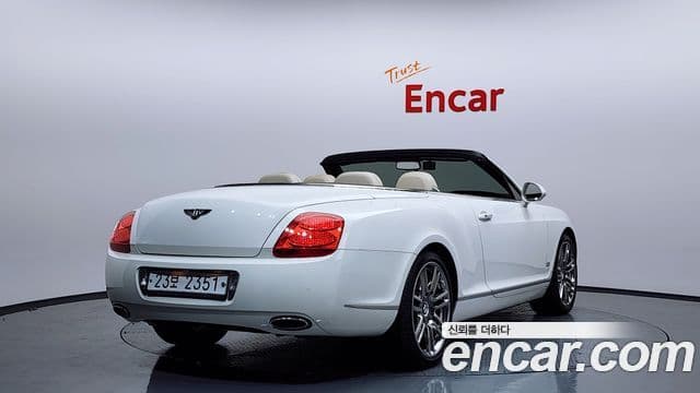 Bentley Continental GT 1세대 GTC, 2010 2