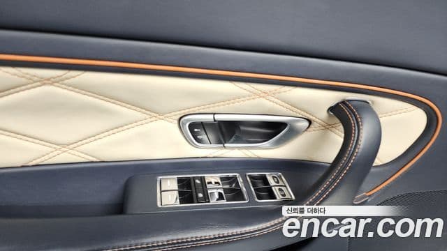 Bentley Continental GT 1세대 GTC, 2010 14