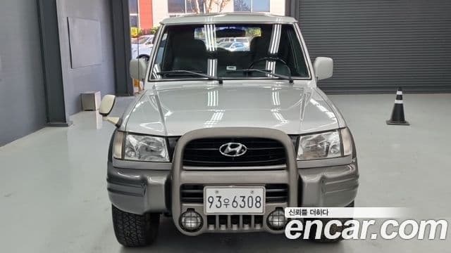 Hyundai 갤로퍼 2 фургон / турбо (Short Body), 2003 3