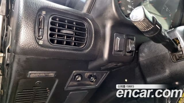 Hyundai 갤로퍼 2 9인승 V6 LPG, 1998 16