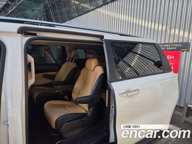 Kia Carnival 4세대 Prestige, 2023 10