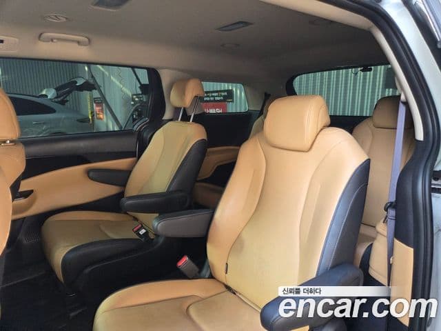 Kia Carnival 4세대 Prestige, 2023 11