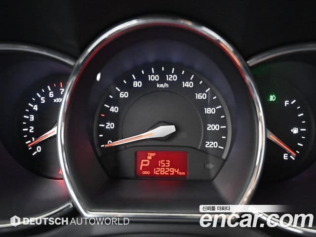 Kia All New Pride Luxury, 2012 8