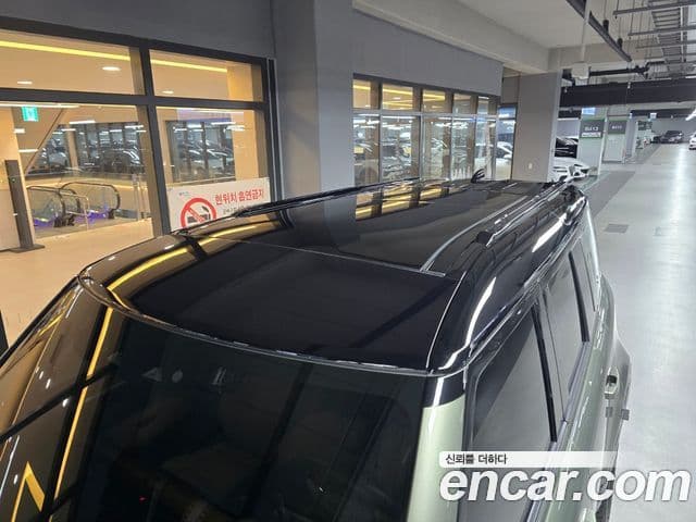 Land Rover Defender (L663) 110 P400 X, 2024 8