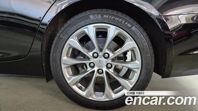 Cadillac CT5 Luxury, 2023 все фото