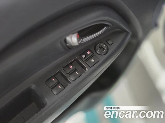 Kia All New Pride Luxury, 2012 12