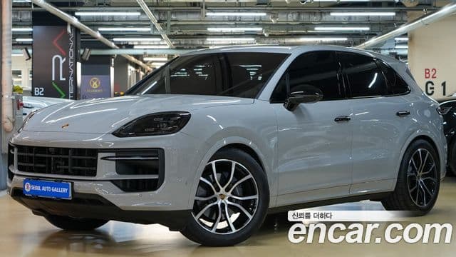 Porsche Cayenne (PO536), 2024 1