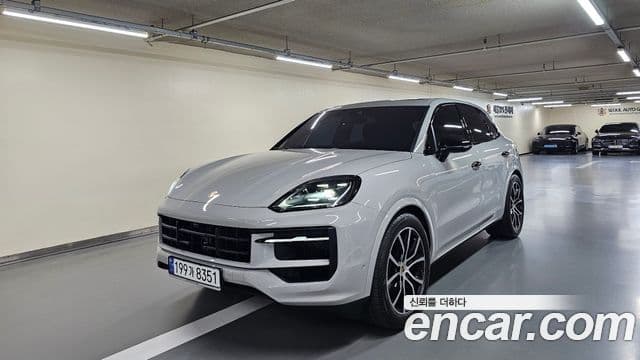 Porsche Cayenne (PO536), 2024 2
