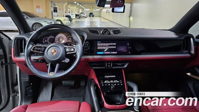 Porsche Cayenne (PO536), 2024 8