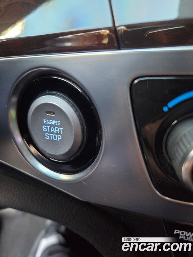 Hyundai Equus(новый кузов / новое поколение) Modern, 2015 13