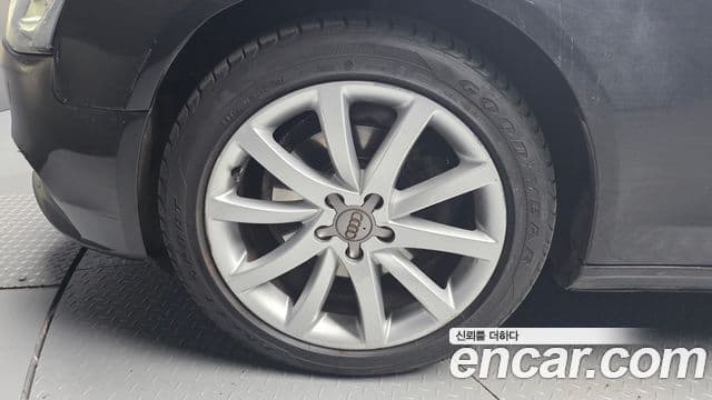 Audi New A4 B8, 2016 все фото