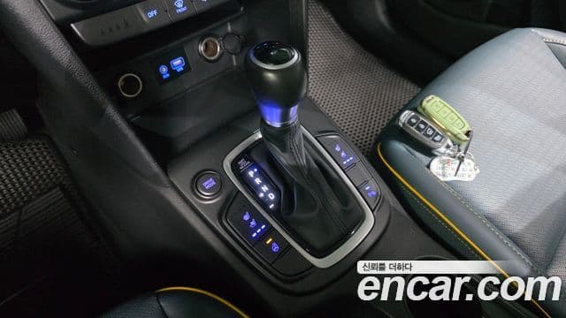 Hyundai Kona Modern Art, 2018 9