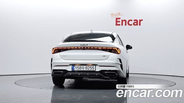 Kia K5 гибрид 3세대 Signature, 2023 4
