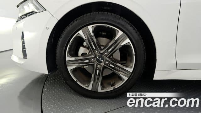 Kia K5 гибрид 3세대 Signature, 2023 все фото