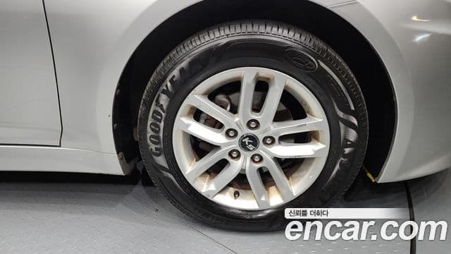 Kia K5 LPI Deluxe, 2013 все фото