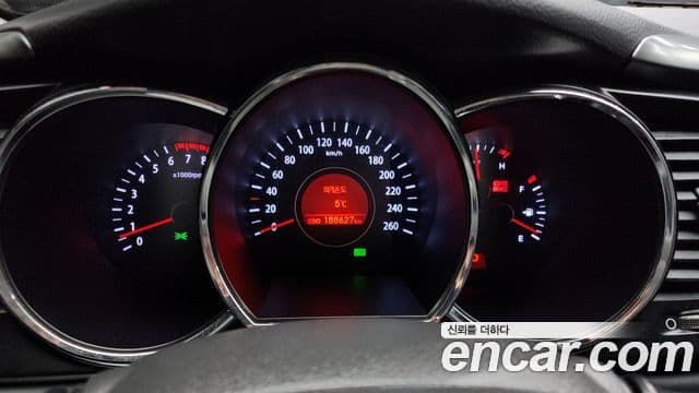 Kia K5 LPI Deluxe, 2013 8