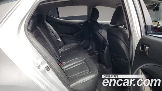 Kia K5 LPI Deluxe, 2013 12