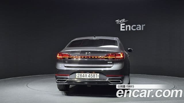 Kia K7 Premier гибрид Noblesse, 2020 4