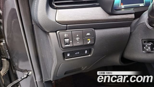 Kia K7 Premier гибрид Noblesse, 2020 17