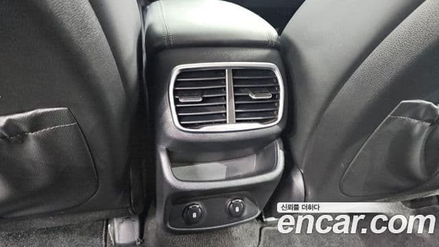 Hyundai Santa Fe TM Exclusive, 2020 18