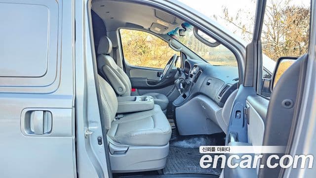 Hyundai Grand Starex CVX Deluxe, 2016 12