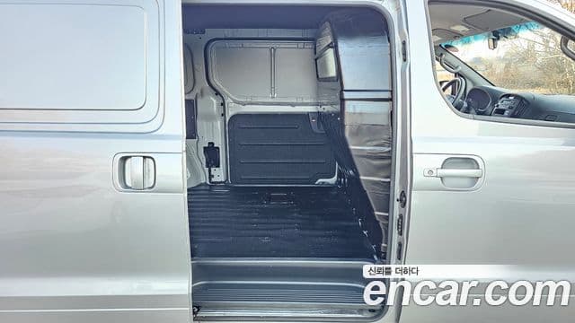 Hyundai Grand Starex CVX Deluxe, 2016 13