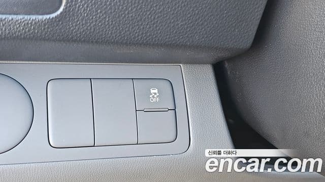 Hyundai Grand Starex CVX Deluxe, 2016 15