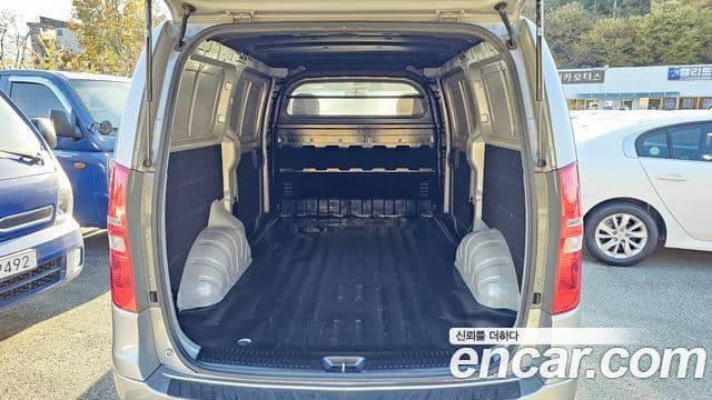 Hyundai Grand Starex CVX Deluxe, 2016 20