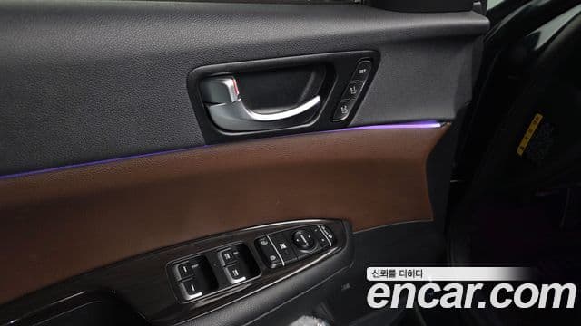 Kia K5 2세대 Noblesse Special, 2016 17