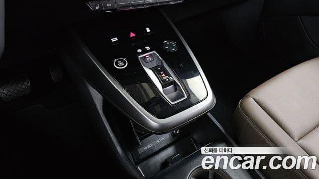 Audi Q4 e-Tron (F4) Premium, 2025 9