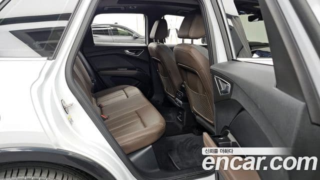 Audi Q4 e-Tron (F4) Premium, 2025 12