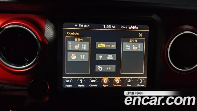 Jeep Wrangler (JL) 2.0 Rubicon Power top 4도어, 2019 17