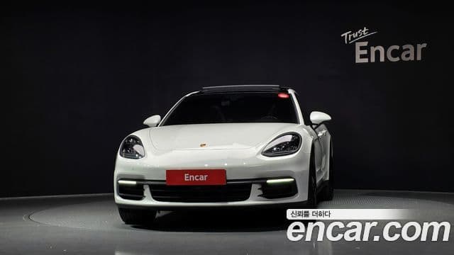 Porsche Panamera (971), 2020 3