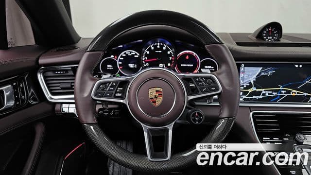 Porsche Panamera (971), 2020 13