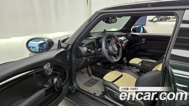 Mini Cooper S 3세대, 2023 10