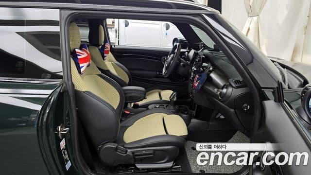 Mini Cooper S 3세대, 2023 11