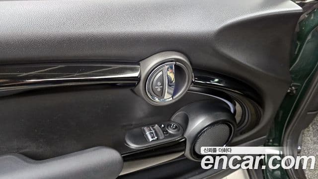 Mini Cooper S 3세대, 2023 16