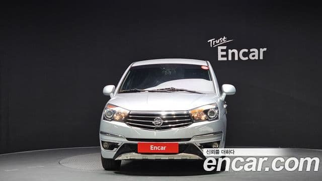 KG모빌리티(SsangYong) Korando 투리스모 2WD TX 11인승, 2017 3