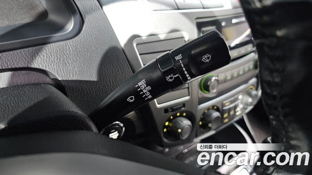 KG모빌리티(SsangYong) Korando 투리스모 2WD TX 11인승, 2017 17