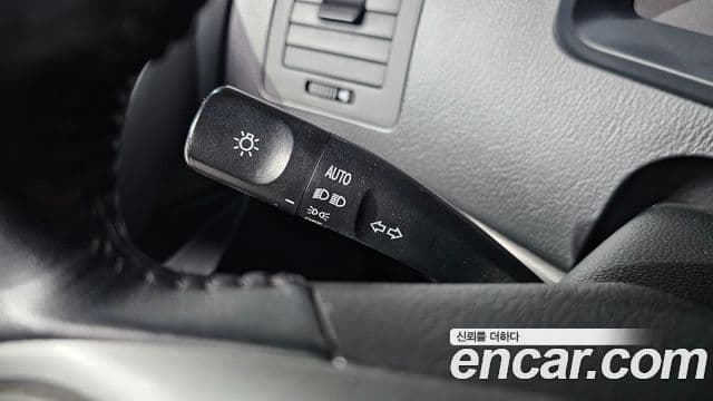 KG모빌리티(SsangYong) Korando 투리스모 2WD TX 11인승, 2017 19