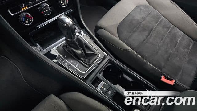 Volkswagen Гольф 7세대, 2014 9