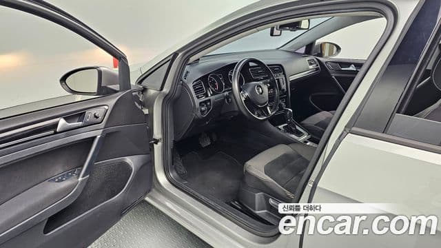 Volkswagen Гольф 7세대, 2014 11