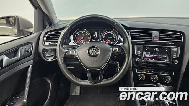 Volkswagen Гольф 7세대, 2014 13