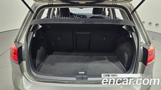 Volkswagen Гольф 7세대, 2014 20