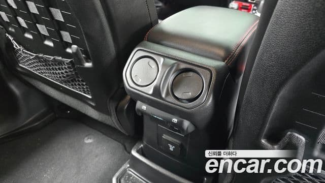 Jeep Wrangler (JL) 2.0 Rubicon 4도어 Limited Edition Rain, 2023 19