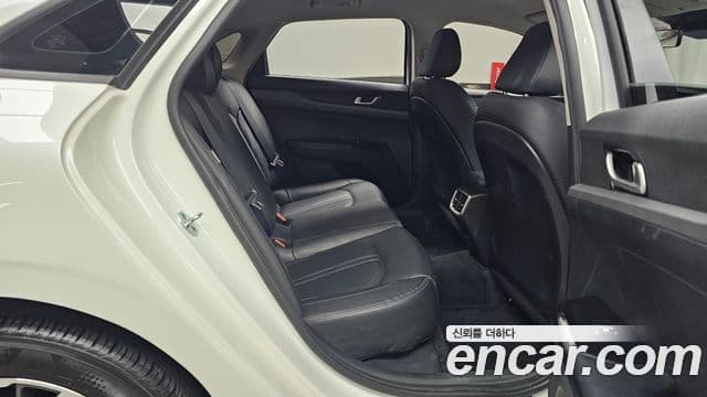 Kia K5 3세대 Trendy, 2022 12