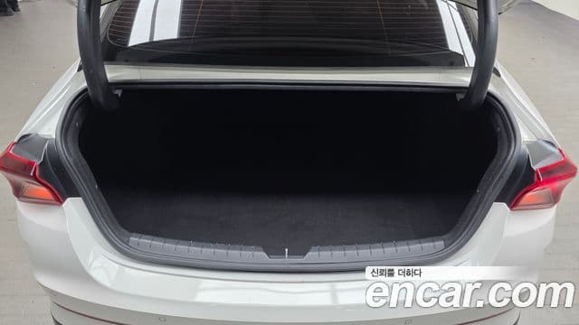 Kia K5 3세대 Trendy, 2022 20