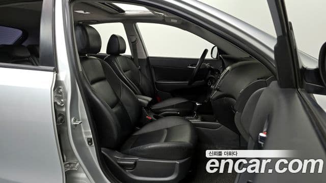 Hyundai i30 Luxury, 2008 10