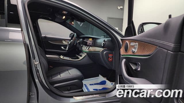 Mercedes-Benz E-класс W213 Exclusive, 2022 12